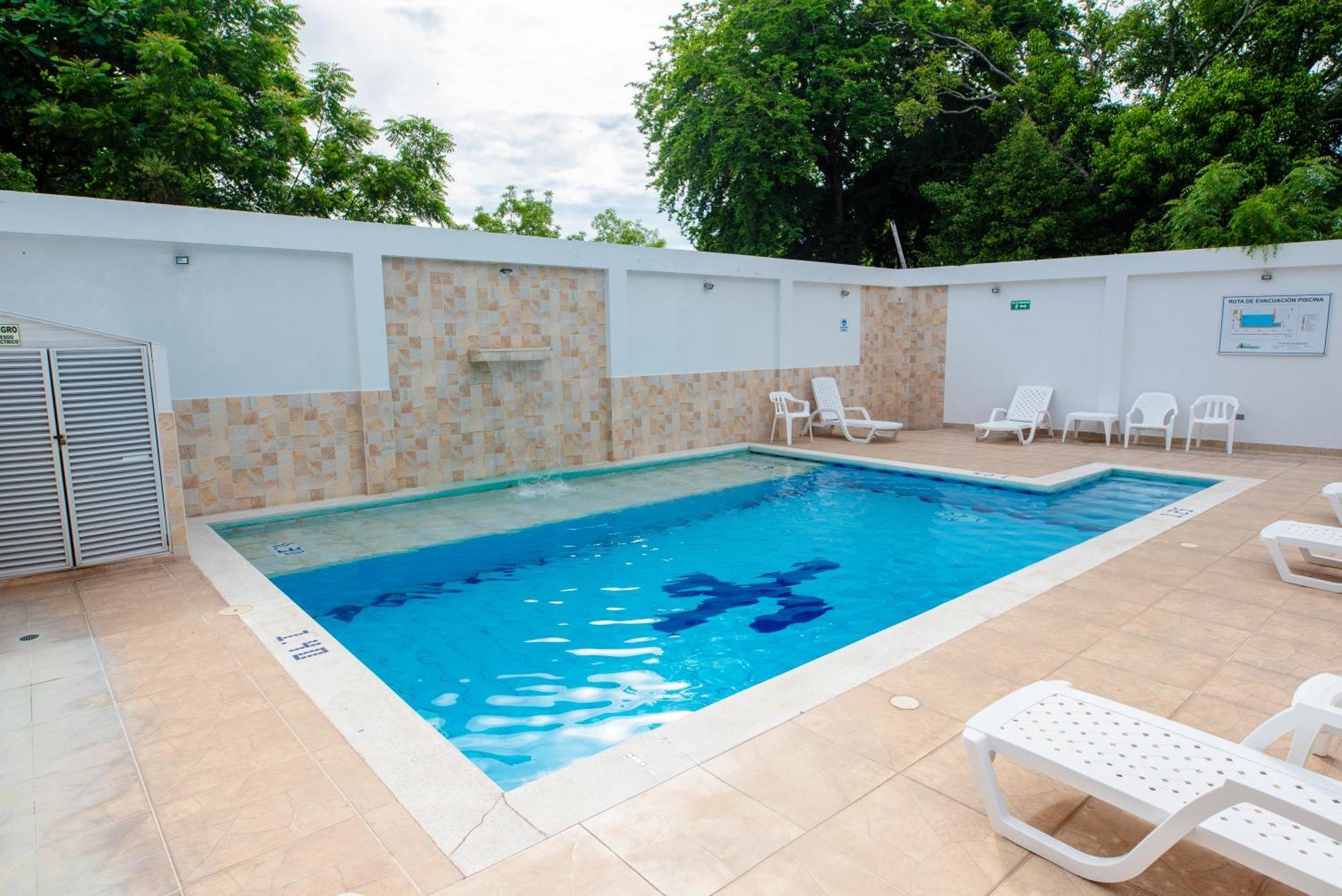 Hotel Villa Paraiso Villavieja Buitenkant foto